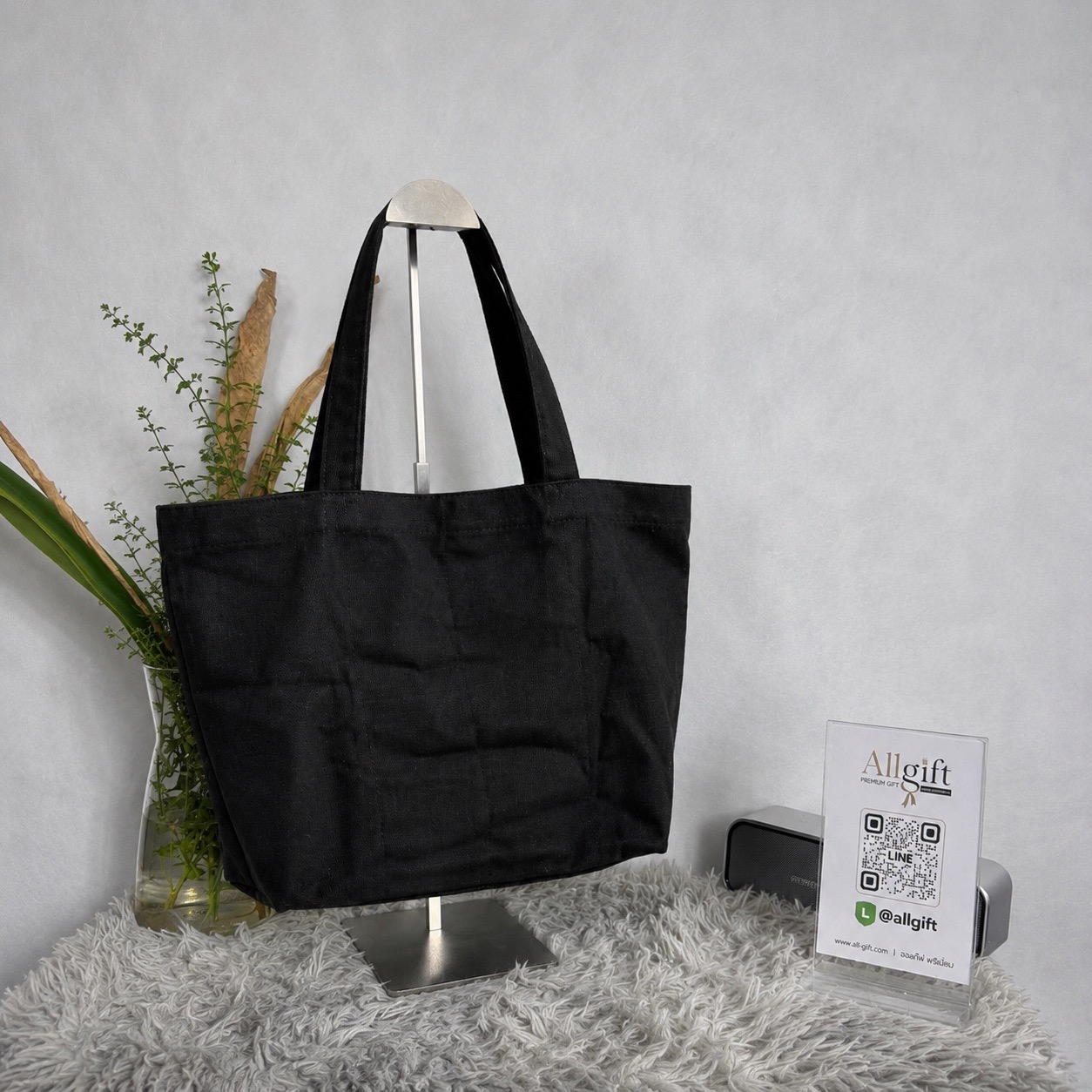 กระเป๋าผ้าแคนวาส Tote โรงงานโดยตรง กระเป๋าผ้าแคนวาส Tote คุณภาพดี ผลิตจากผ้าแคนวาสแข็งแรง พร้อมสกรีนโลโก้